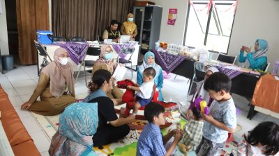 Sambut Pekan Imunisasi Dunia, Puskesmas Kunciran Gelar Program Penari di 13 Posyandu