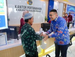 Kunjungi Kantah Kabupaten Kulon Progo, Wamen Ossy Sosialisasikan Langsung Keunggulan Sertipikat Elektronik ke Masyarakat
