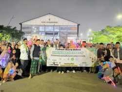Warga RW 01 Gondrong Antusias Ikuti Pawai Obor Sambut Tahun Baru Islam