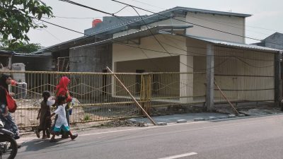 Terkait Bangunan Tanpa PBG di Jalan Semanan Raya Pengawas Citata Administrasi Jakarta Barat Segera Menyegel
