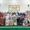 Pengajian Ibu-ibu Majelis Taklim Al-Ittifaqiah Berikan Santunan Anak Yatim