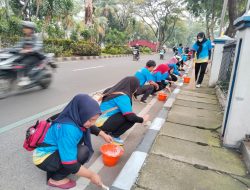 Lakukan Pengecatan Kanstin, Dispora Kota Tangerang Percantik Sport City