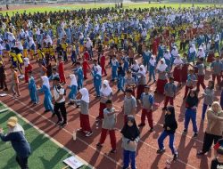 Sebanyak 3500 Pelajar Lakukan Gladi Senam Anak Indonesia Hebat di Stadion Benteng Reborn