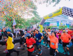 Walikota Lepas Ribuan Peserta Road to Tangsel Marathon 2025 di CFD BSD