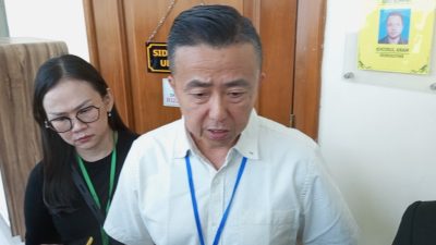 Mejelis Hakim Tegur Keras Terdakwa Tabrak Lari Lansia di Penjaringan