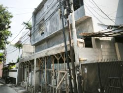 Proyek Bangunan di Jalan Ciawi Kebayoran Baru Diduga Melanggar GSB