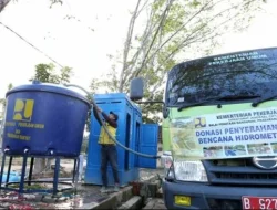 Jaringan Pipa Air Bersih Rusak, BNPB Pasok Kebutuhan Air Bersih di Tapanuli Tengah
