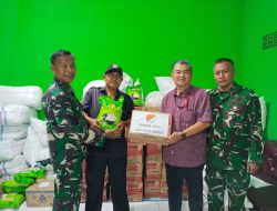 RW 012 Kelurahan Semanan Serahkan Bantuan ke Koramil 06 Kalideres untuk Korban Bencana Sumatera