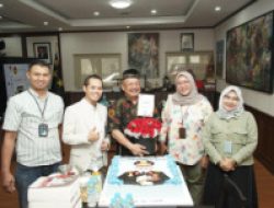 BRI BO Ciputat Berikan Apresiasi pada Hari Ulang Tahun Kalemdiklat Polri Komjen Pol. Prof. Dr. Chryshnanda Dwilaksana