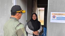 Kunjungi Kota Kuala Simpang, Kepala BNPB Pastikan Dana Rumah Rusak Cair ke Rekening Korban Banjir
