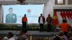 Hadiri Forum Dialog Sarasehan, Kepala BNPB Dapat Anugerah Warga Kehormatan Basarnas