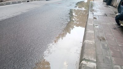 Hujan Sebentar, Jalan Semanan Depan SMPN 205 Tergenang Air