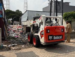 Pemerintah Kota Tangerang Tutup TPS di RT 04 RW 10 Kelurahan Karang Timur
