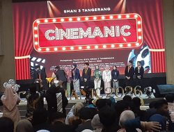 Pelepasan Siswa Angkatan ke-49 SMAN 3 Tangerang Tahun 2026 Berlangsung Khidmat di Ballroom Esa Unggul