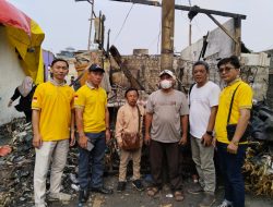 DPD Jakpus LPLH Nata Buana Lestari Didampingi DPP Salurkan Bantuan Kepada Korban Kebakaran Kemayoran