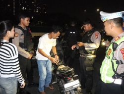 Wujudkan Rasa Aman, Polres Metro Jakbar Gelar Razia Kejahatan Jalanan dan Patroli Mobile