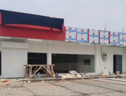 Diduga Tanpa PBG, Bangunan Minimarket di Semanan Tak Ada Penindakan